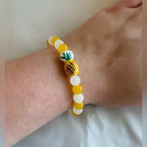 Handmade Pineapple Yellow and White Glass bead Bracelet
